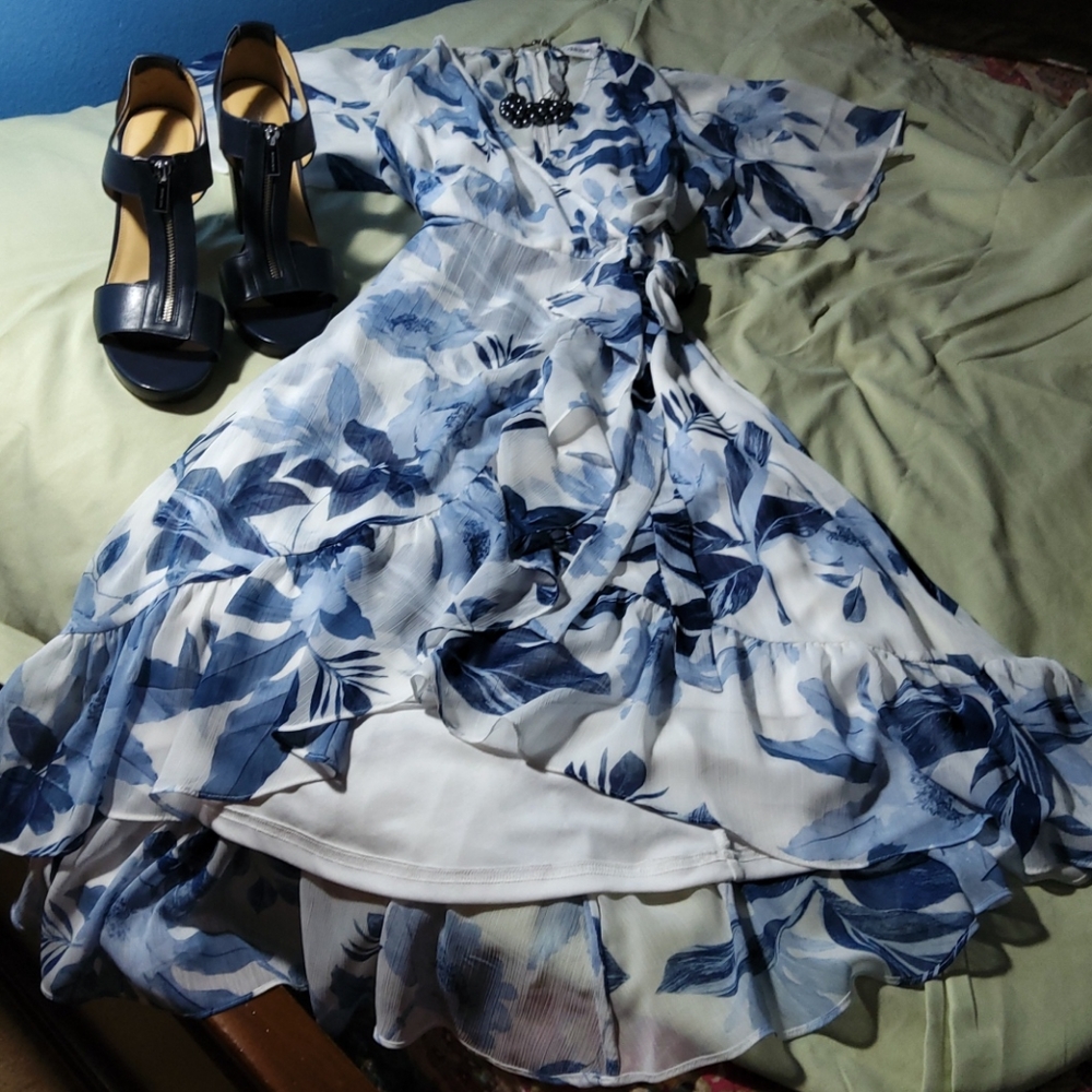 NOT FOR SALE Calvin Klein Blue & White dress NWOT